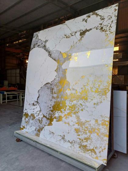 TẤM ĐÁ DÁT VÀNG WALLUX - THỜI THƯỢNG, ĐẲNG CẤP VÀ SANG TRỌNG