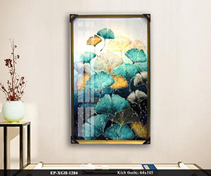 tranh pha lê cỏ may mắn