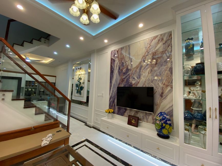 thi công tấm ốp pvc 