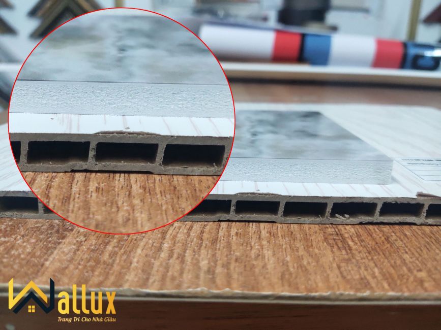 tam op tuong pvc van da wallux